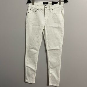 Banana Republic White Skinny Jeans